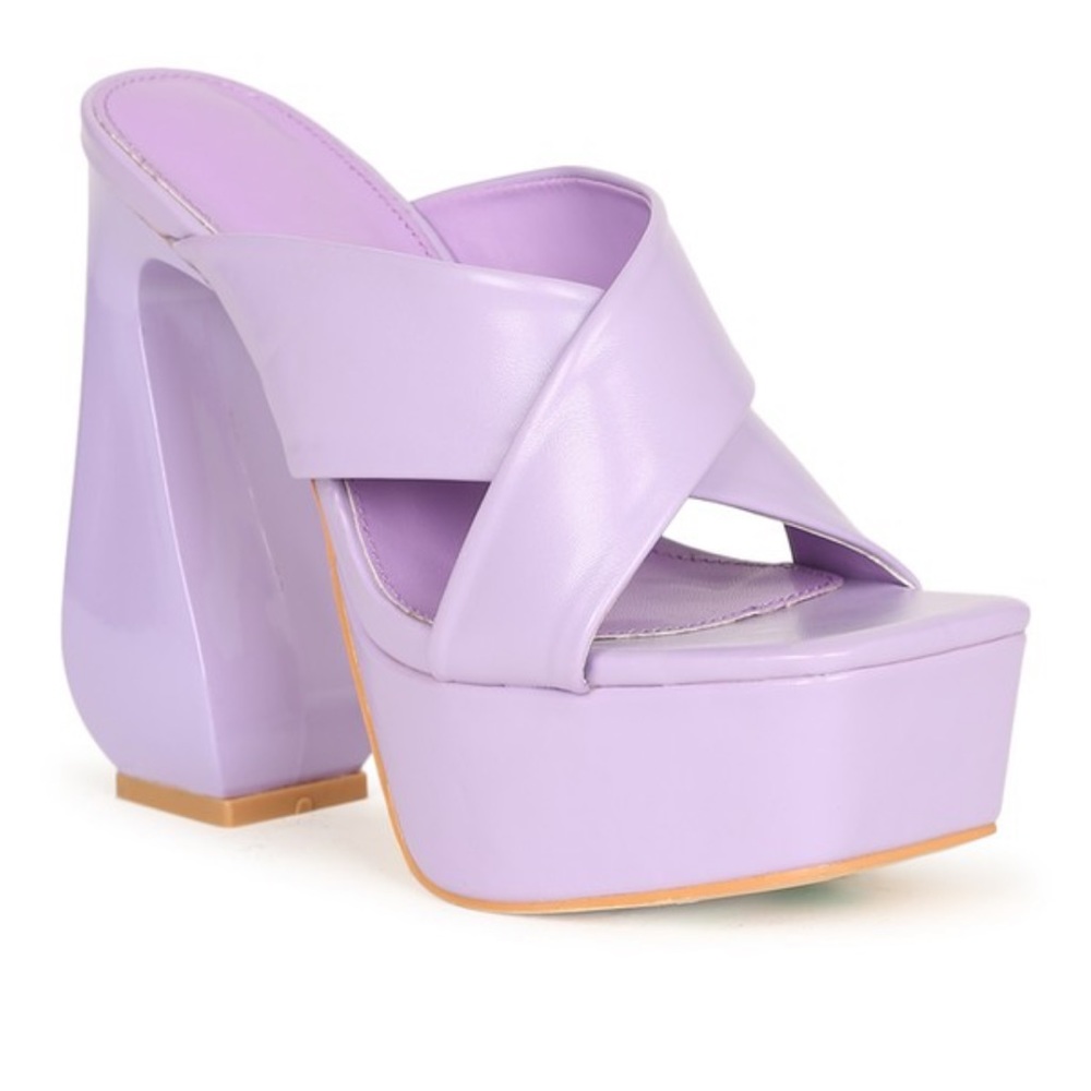 Bianca Square Toe